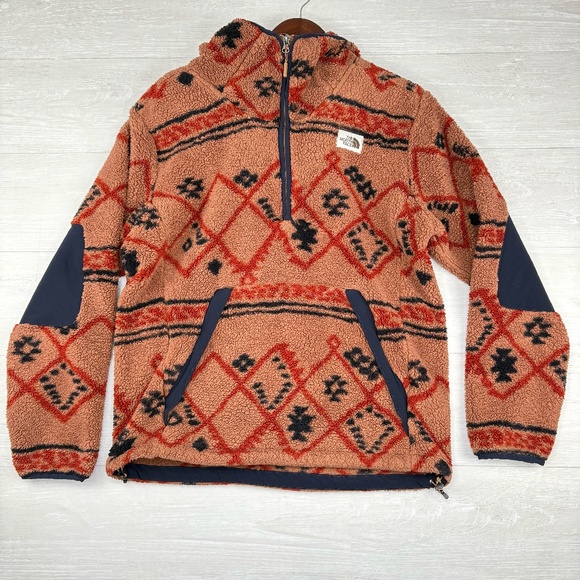 The North Face Campshire Men's Pullover Hoodie.  Size Medium - Picture 2 of 16